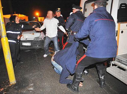 Si � scontrato frontalmente con un'altra vettura: il guidatore, italiano, 36 anni, � morto sul colpo e la donna al suo fianco � rimasta gravemente ferita (Claudio Peri/Ansa)