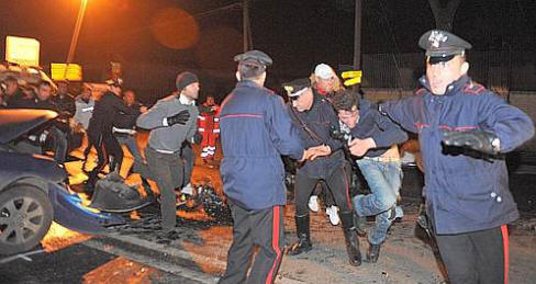 � stato salvato dai carabinieri (Claudio Peri/Ansa)